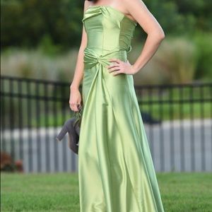 Satin Green Prom/Bridesmaid Dress